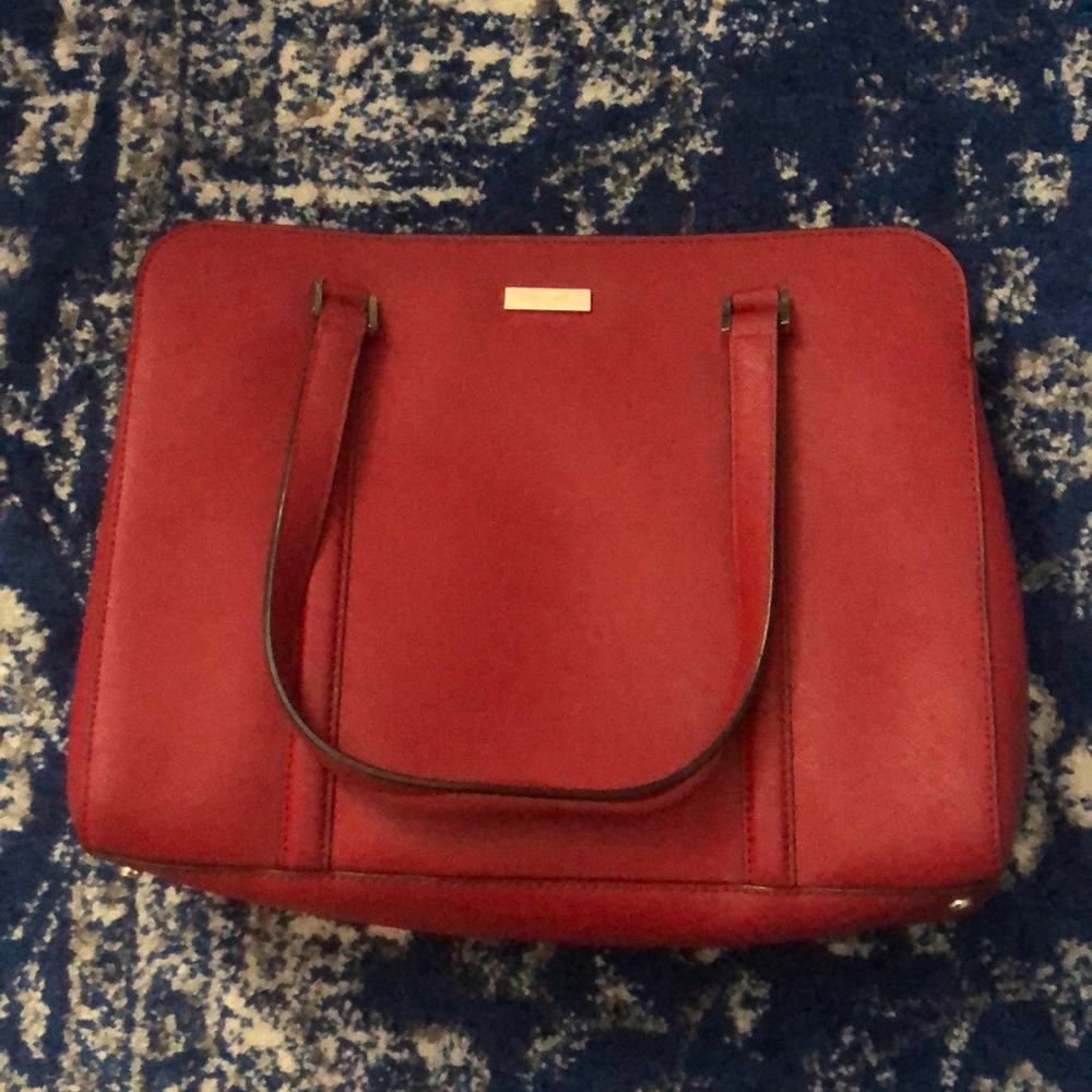 Kate spade purse in excellent condition